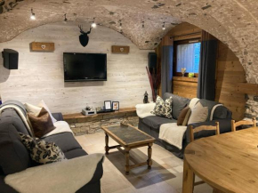 Two Bedroom Apartment La Voute, Chandon near Meribel - Sleeps 4 Adults or 2 Adults and 3 Children
